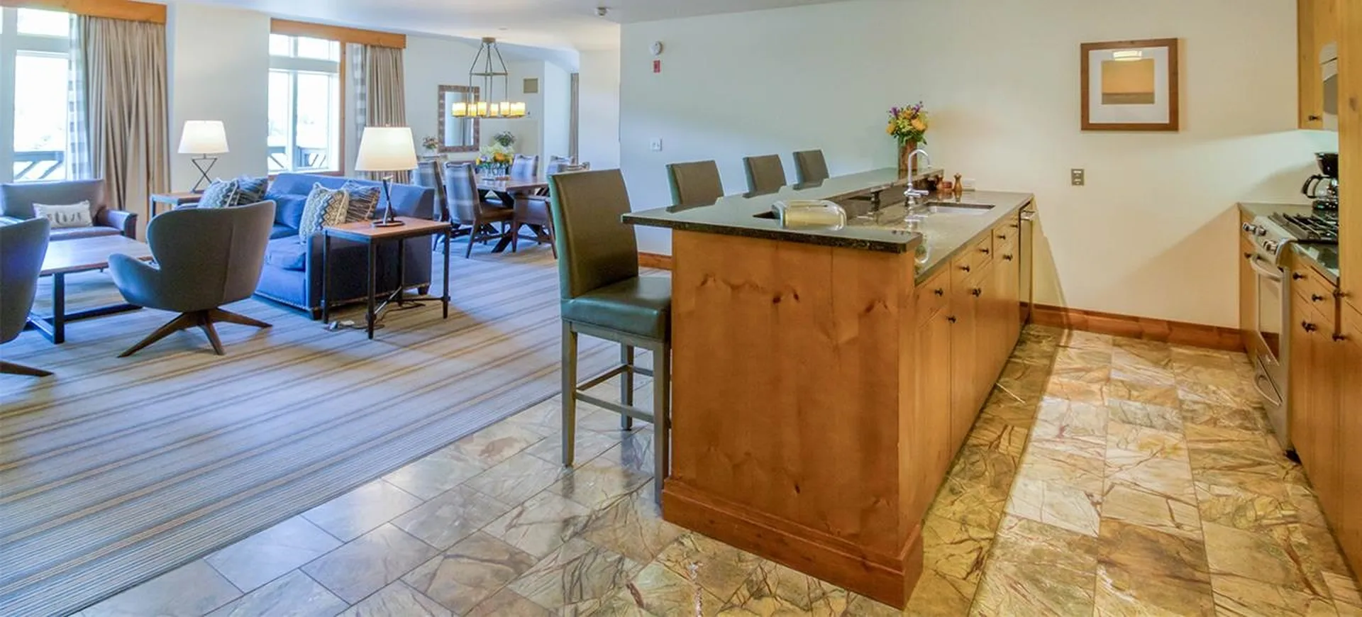 7412 Mountain Road Stowe VT 05672