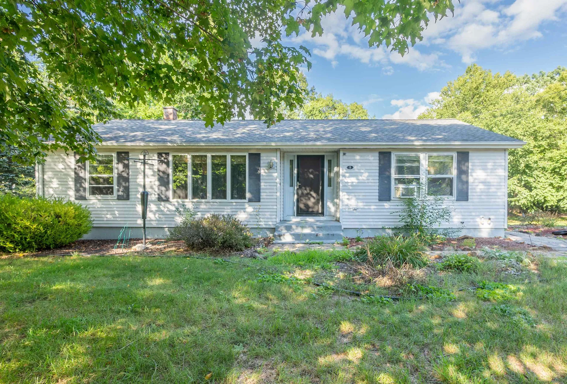 9 Maple Lane Hinsdale NH 03451