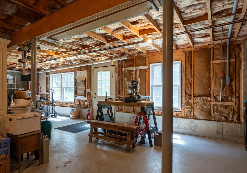 2 Ferrin Woods Road York ME 03909-5395