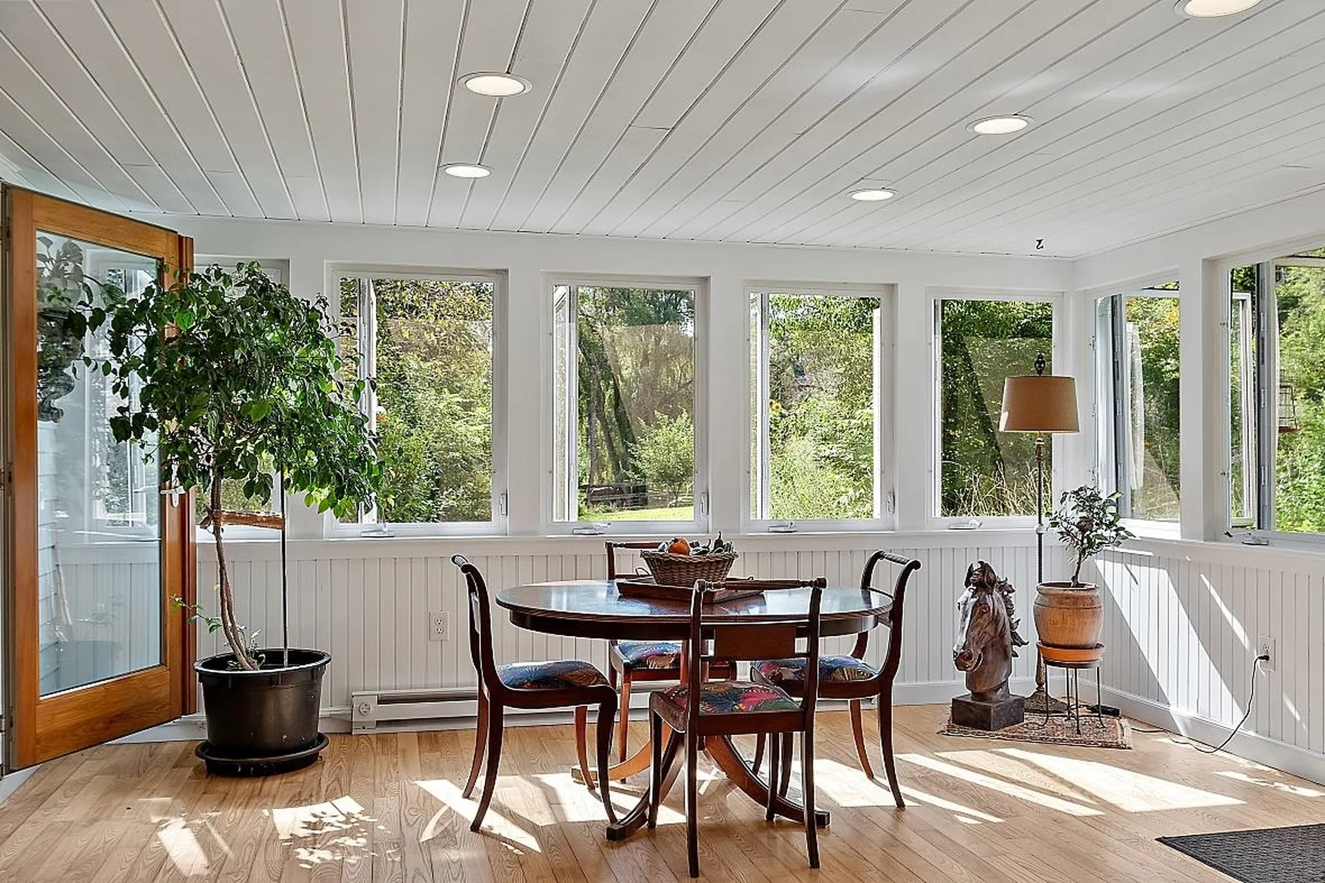 298 Exeter Road Hampton Falls NH 03844