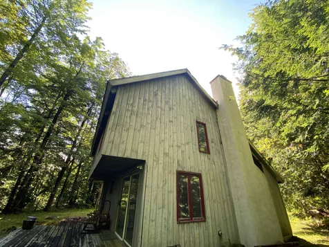 195 Stratton Gate Road Jamaica VT 05343
