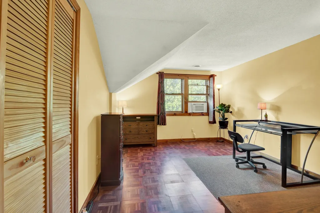 37 Dustin Homestead Rochester NH 03867