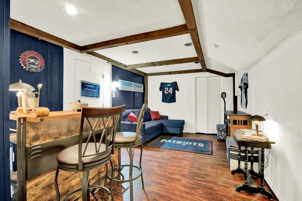 37 Dustin Homestead Rochester NH 03867