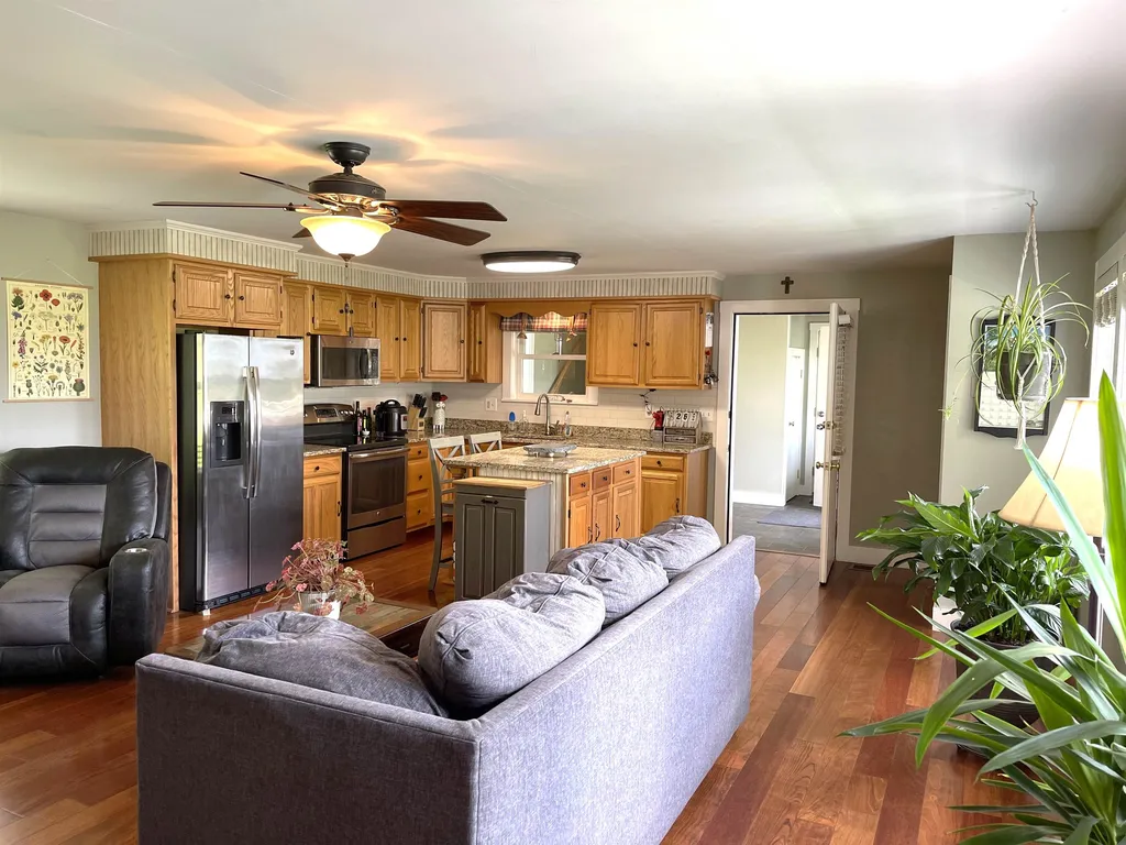 714 Churchill Road Cabot VT 05647