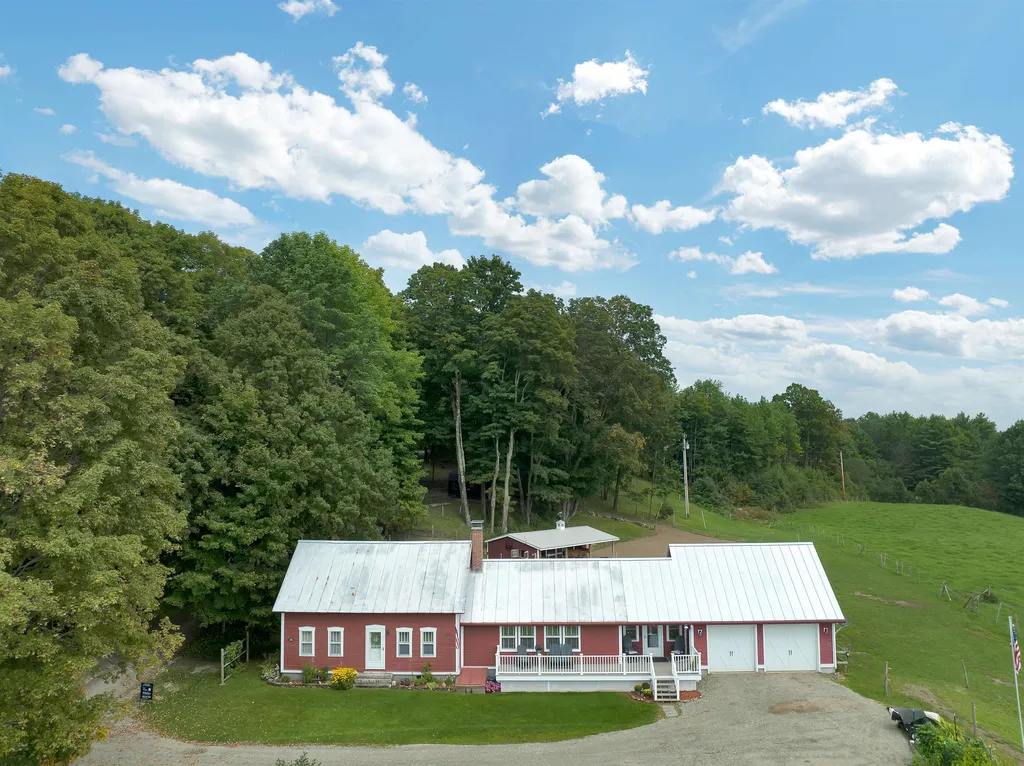 714 Churchill Road Cabot VT 05647