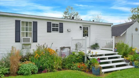 23 Poquette Lane North Hero VT 05474