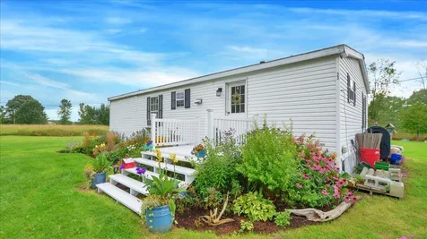 23 Poquette Lane North Hero VT 05474