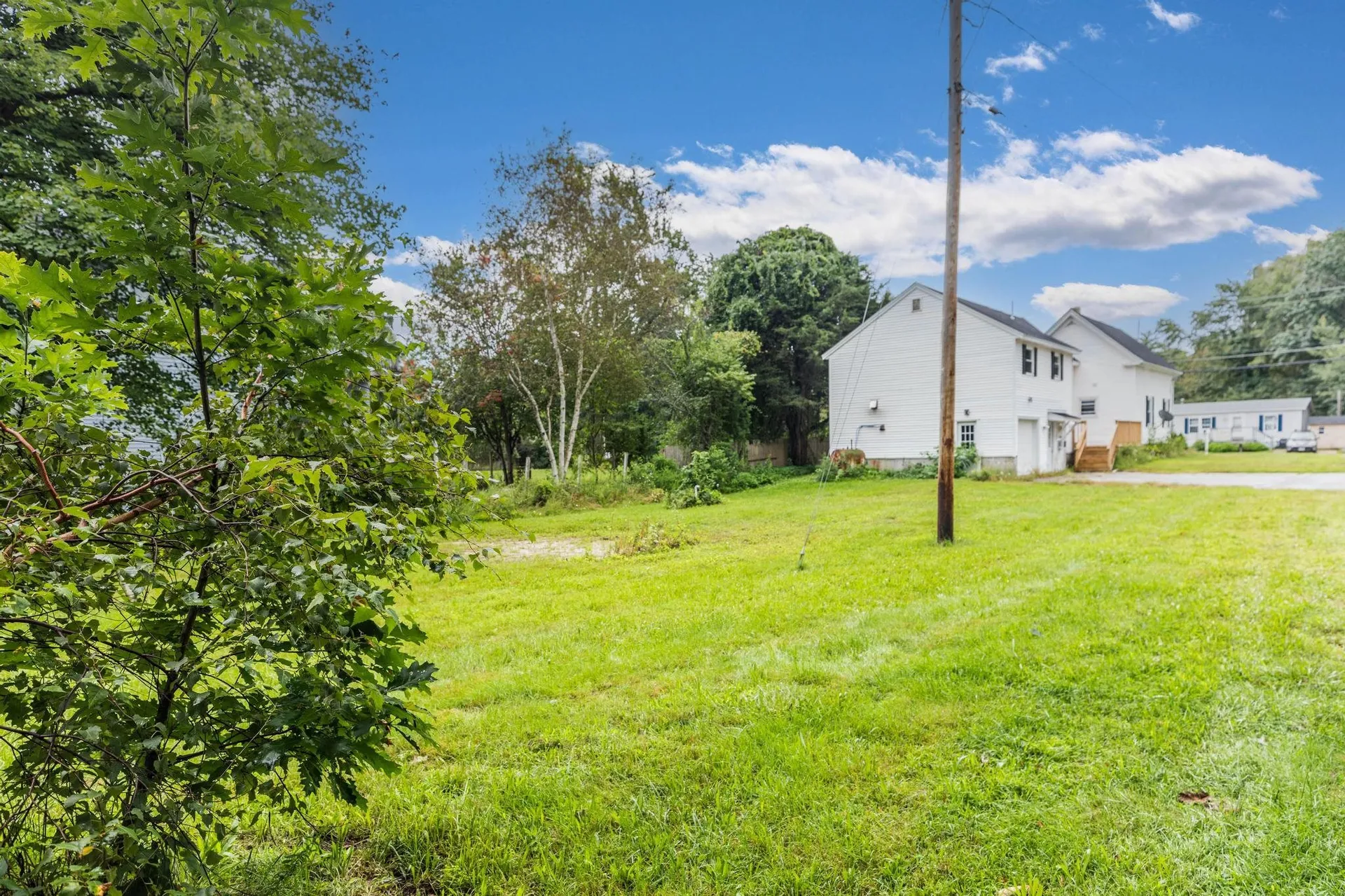93 Railroad Avenue Seabrook NH 03874