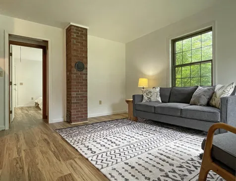 17 East Road Middlebury VT 05753