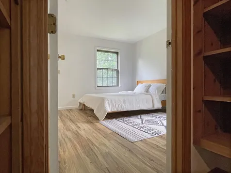 17 East Road Middlebury VT 05753
