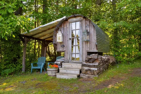 1838 Spaulding Road St. Johnsbury VT 05819