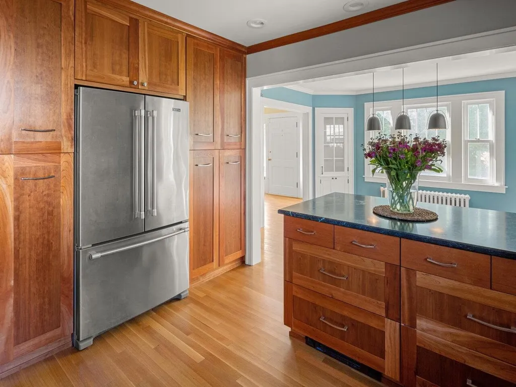 48 Henderson Terrace Burlington VT 05401