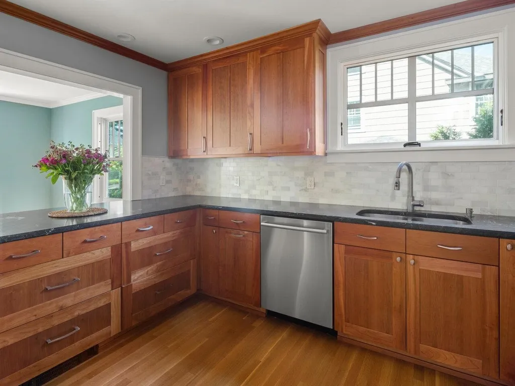 48 Henderson Terrace Burlington VT 05401