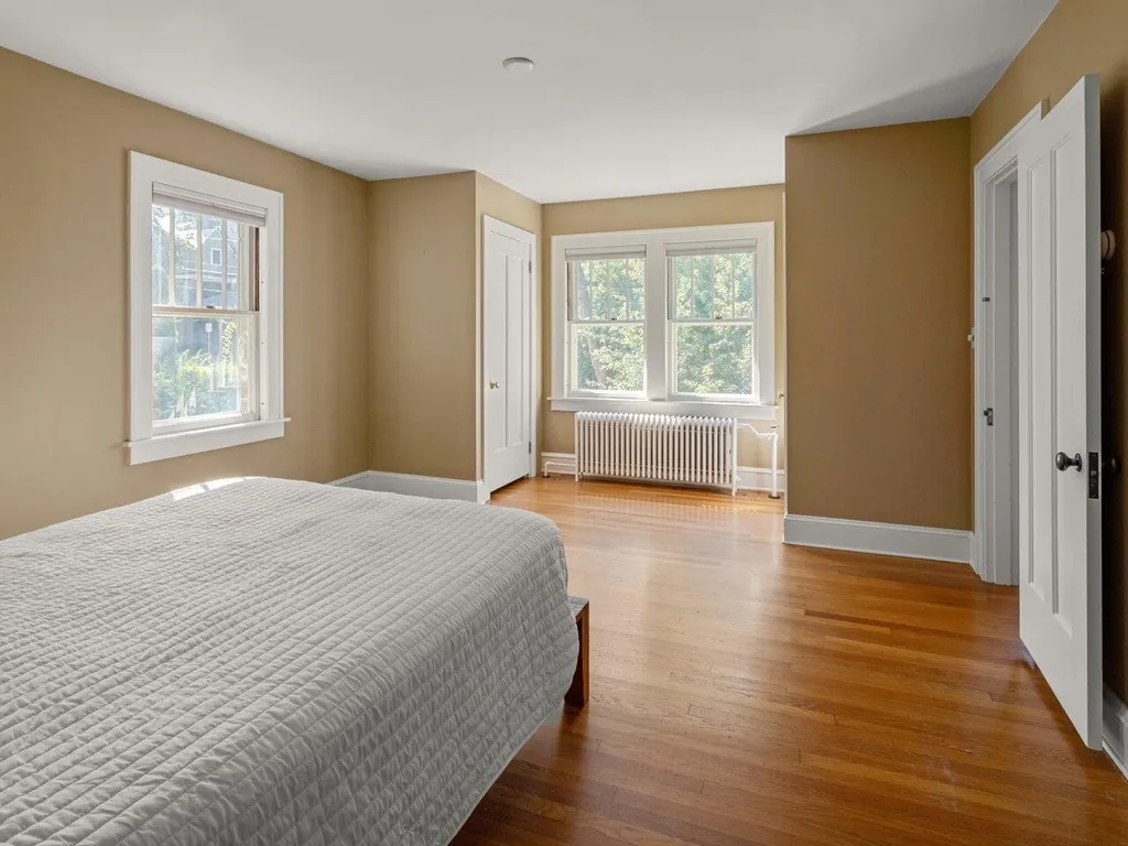 48 Henderson Terrace Burlington VT 05401