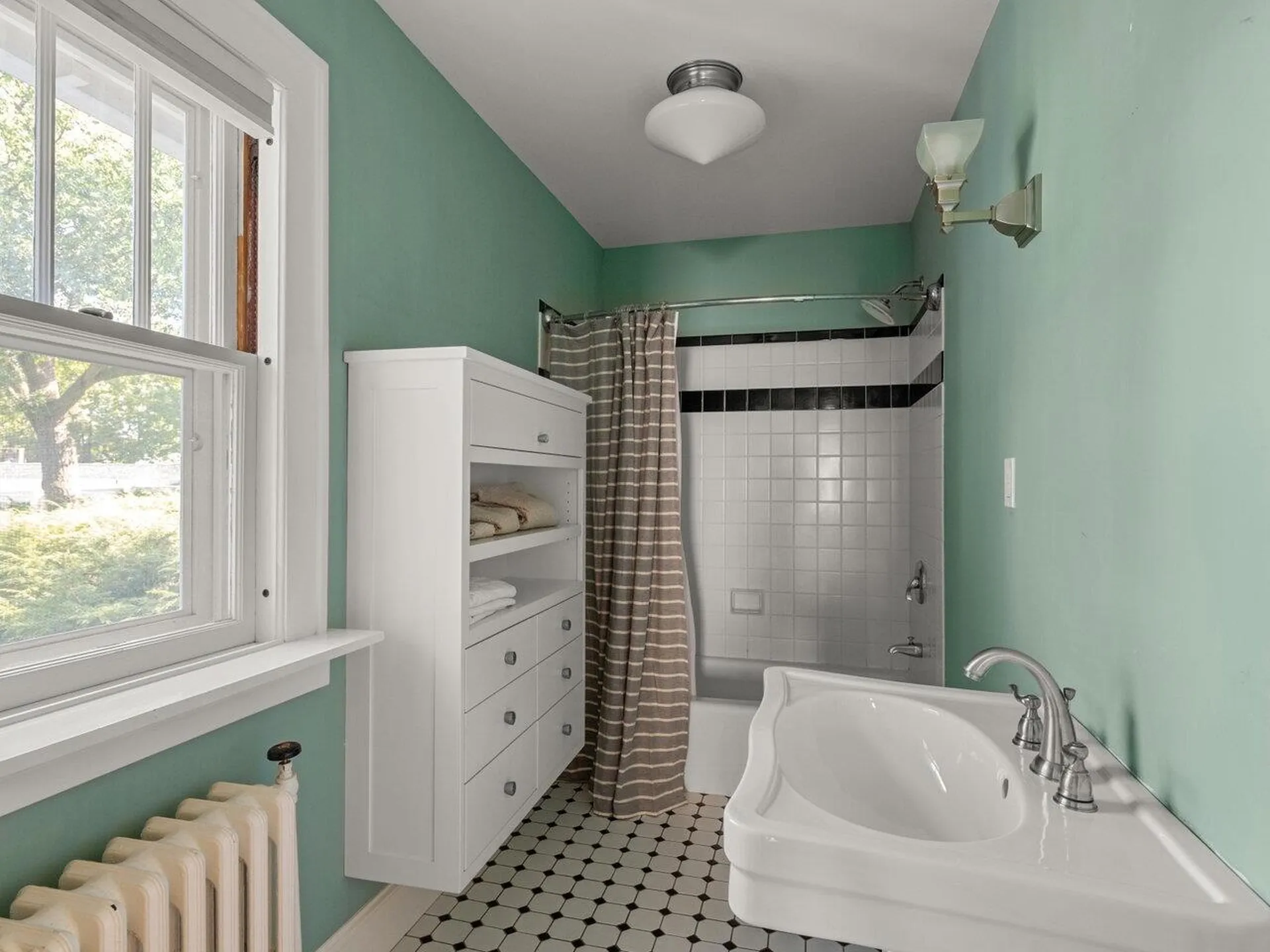 48 Henderson Terrace Burlington VT 05401