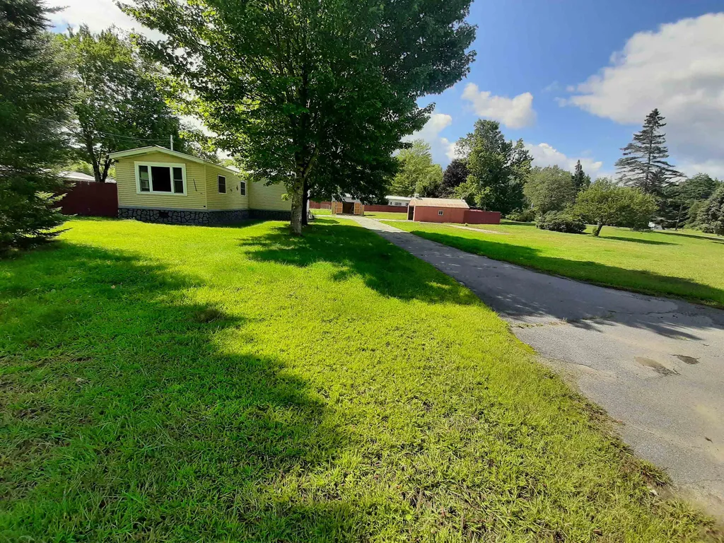 201 Lovers Lane Road Charlestown NH 03603