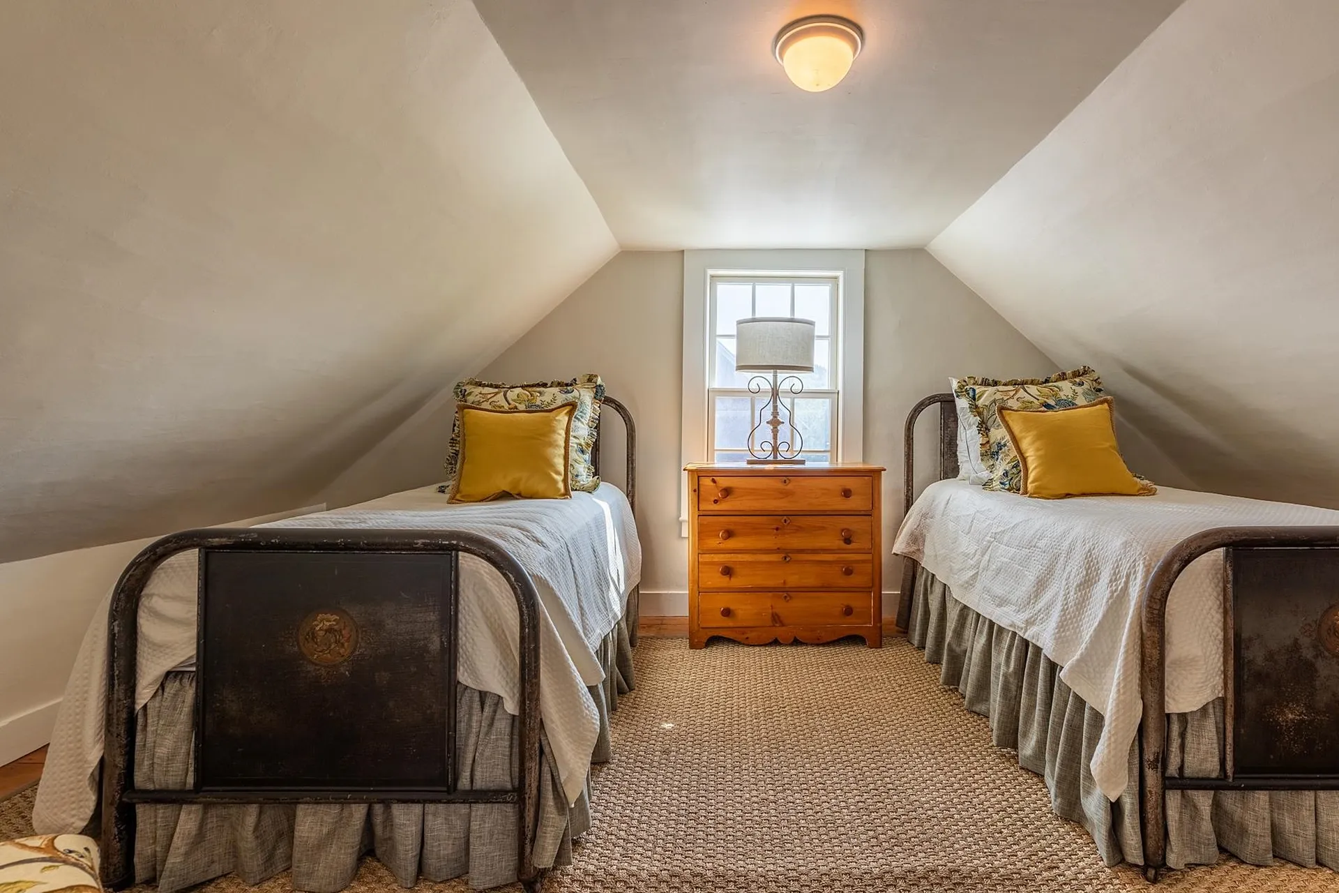 2876 Hartland Hill Road Woodstock VT 05091