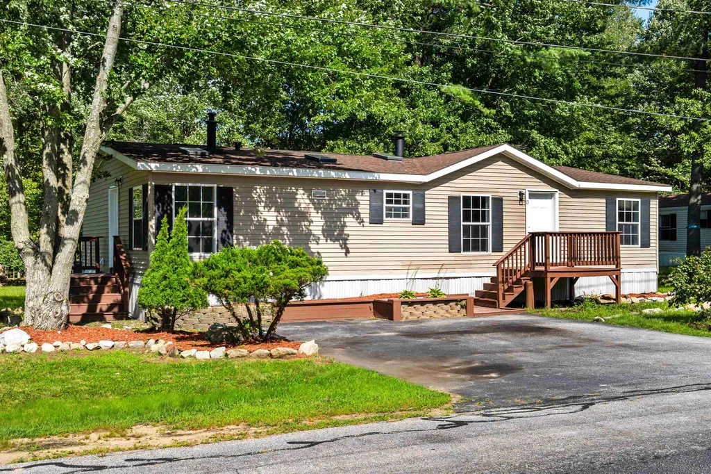 13 Lane Drive Allenstown NH 03275
