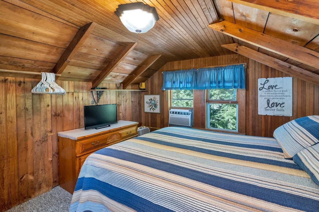 108 East Side Drive Alton NH 03810