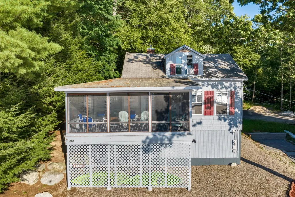 108 East Side Drive Alton NH 03810
