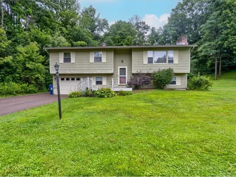 29 Athens Drive Essex Junction VT 05452