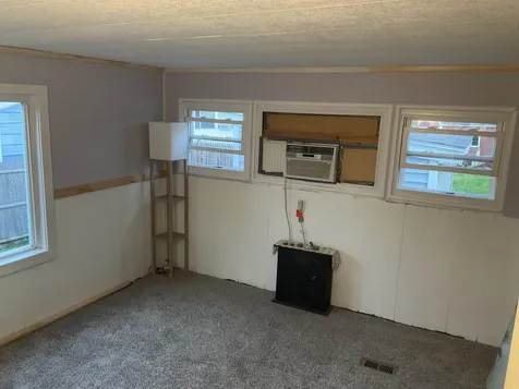 17 Anthony Circle Swanzey NH 03446