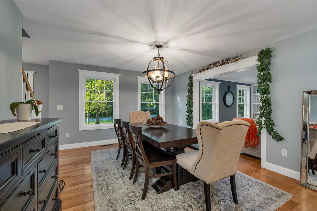 227 Ash Swamp Road Newmarket NH 03857