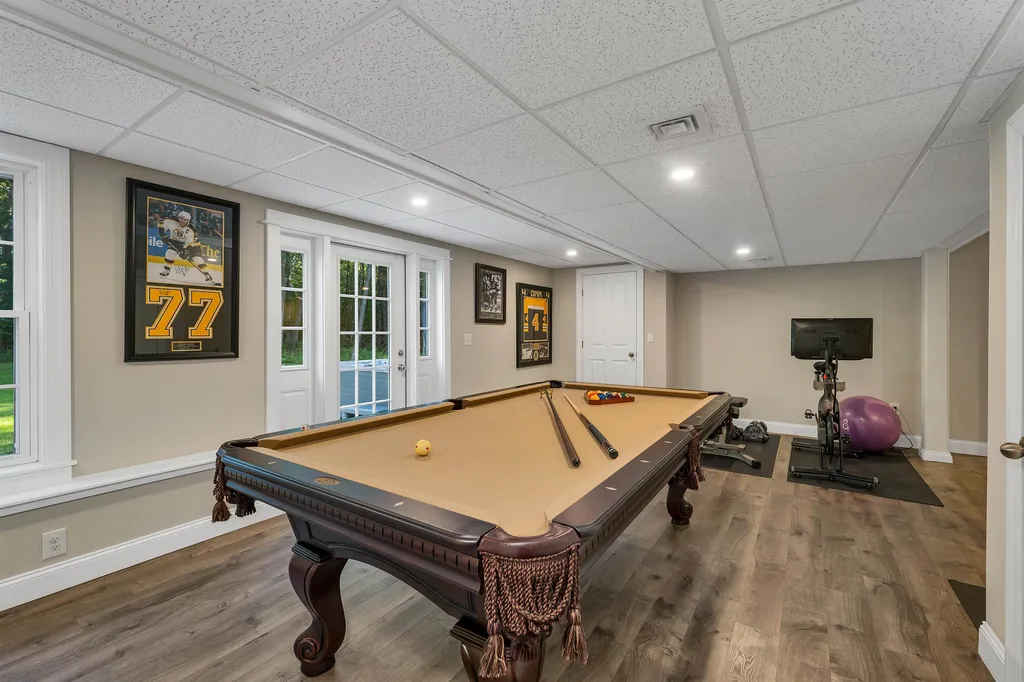 227 Ash Swamp Road Newmarket NH 03857