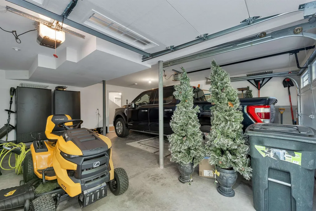 227 Ash Swamp Road Newmarket NH 03857
