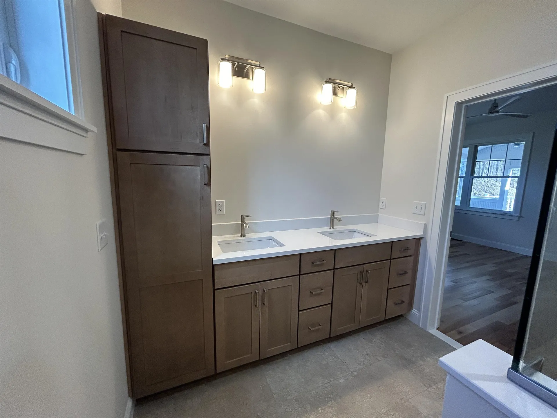 8 Rose Fountain Lane Hampton NH 03842