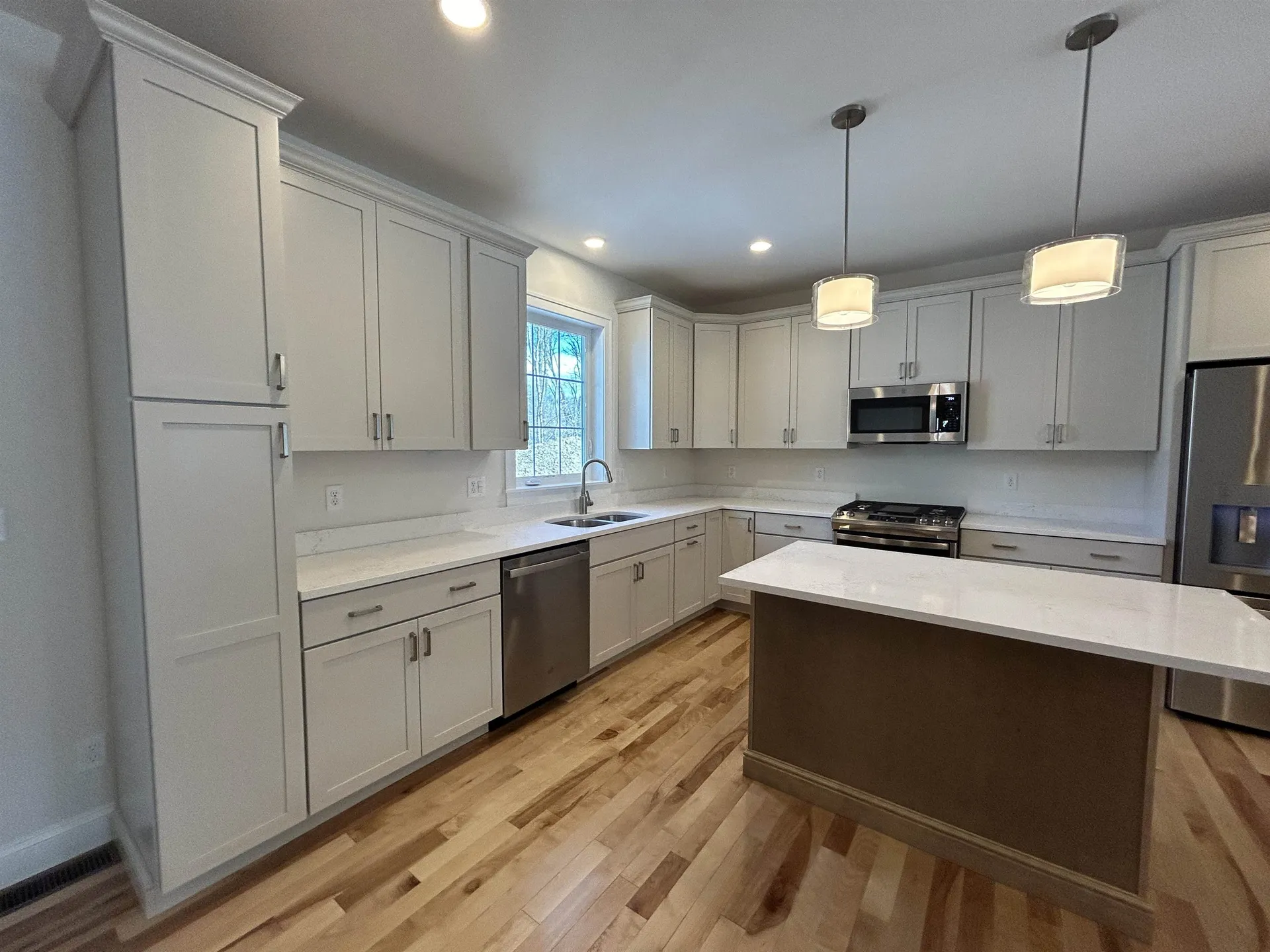 8 Rose Fountain Lane Hampton NH 03842