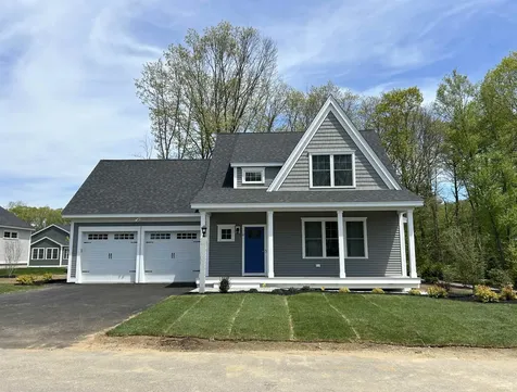 8 Rose Fountain Lane Hampton NH 03842