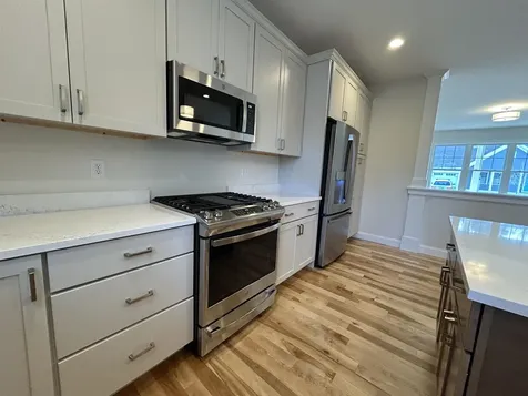 8 Rose Fountain Lane Hampton NH 03842