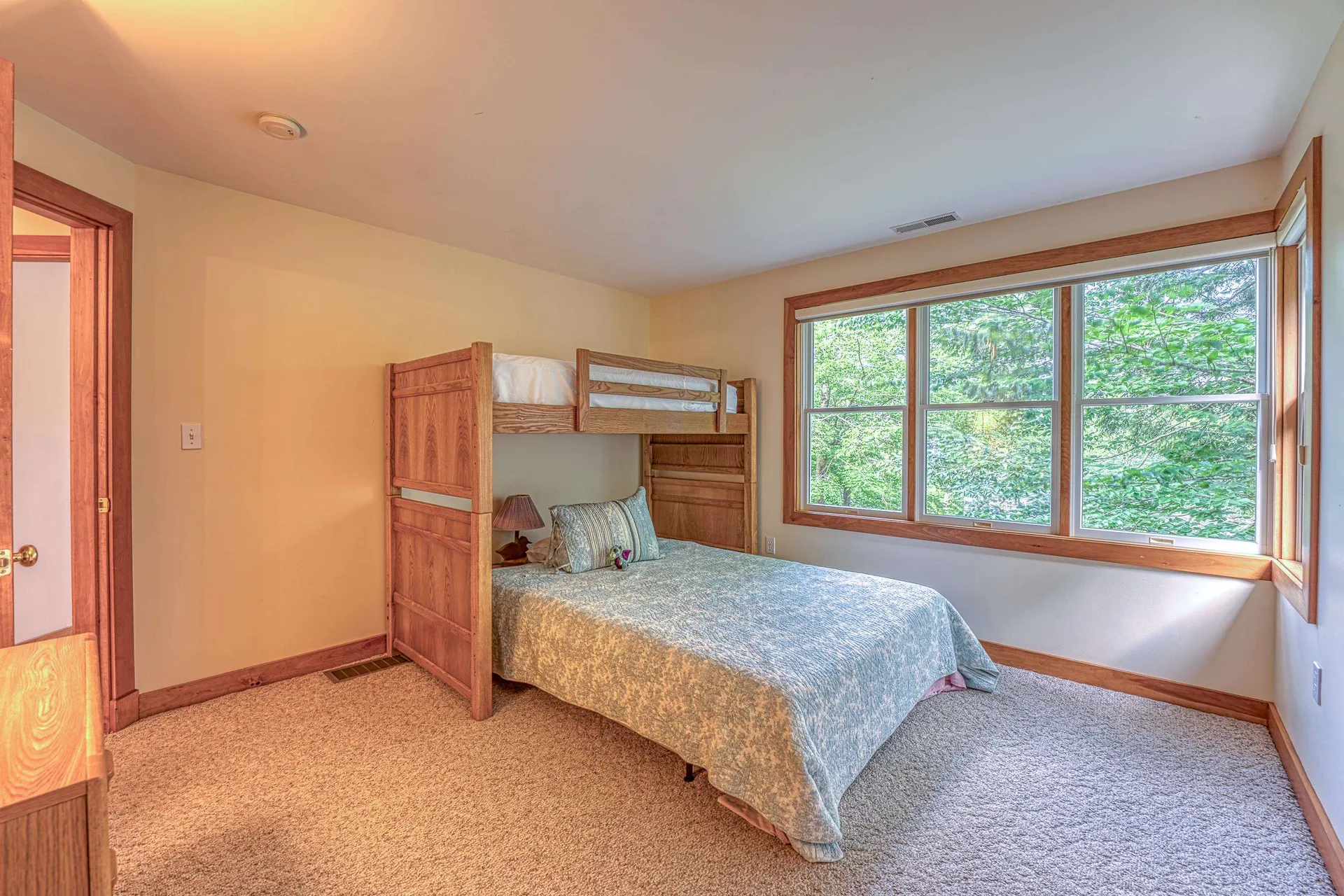 39 Ledgewood Circle Hebron NH 03241