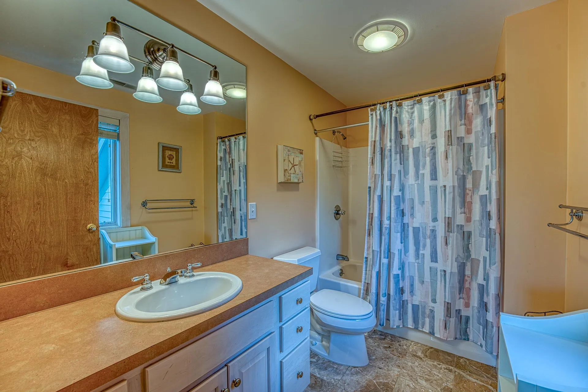 39 Ledgewood Circle Hebron NH 03241