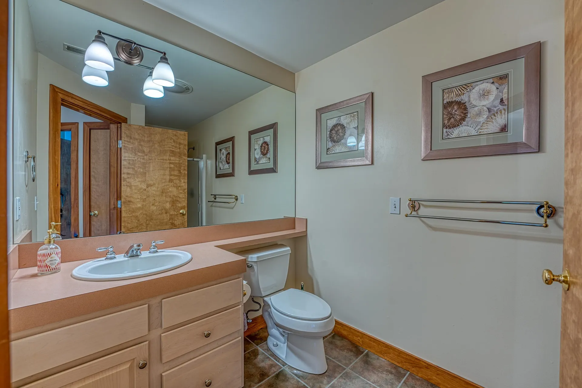 39 Ledgewood Circle Hebron NH 03241