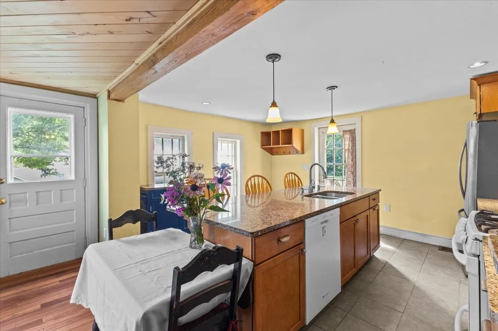 394 Beane Road Huntington VT 05462