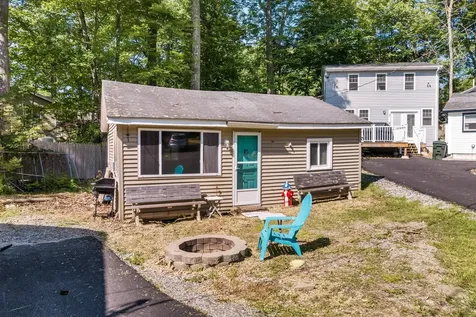 672 Weirs Boulevard Laconia NH 03246