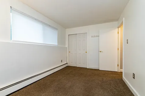 7 Lancelot Court Salem NH 03079