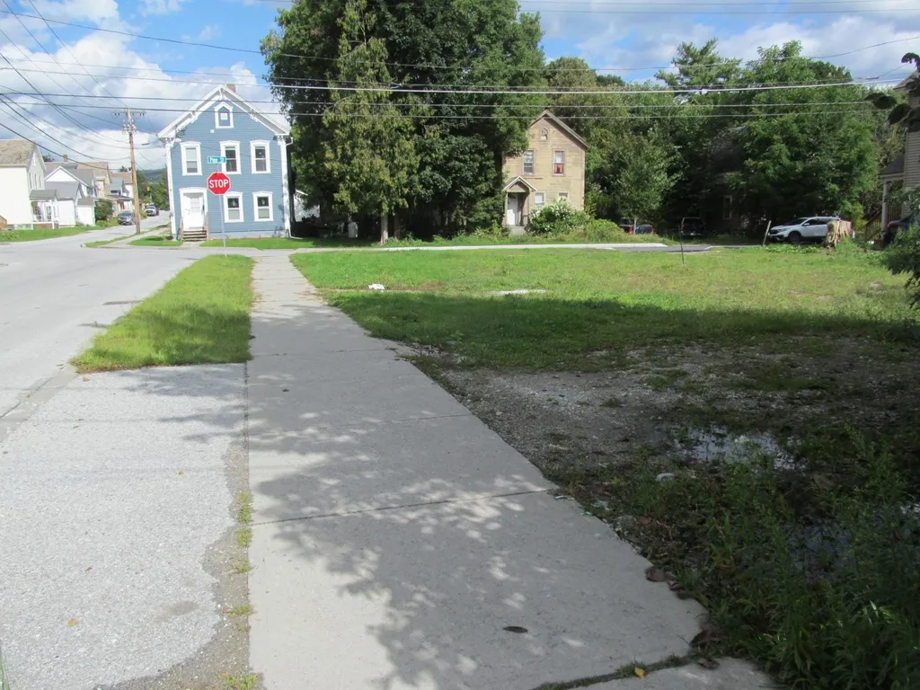 63 Pine Street Rutland City VT 05701