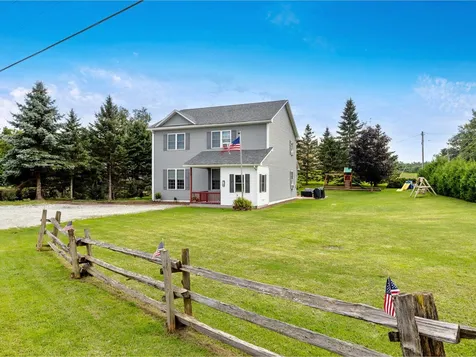 16 Cook Road Highgate VT 05459