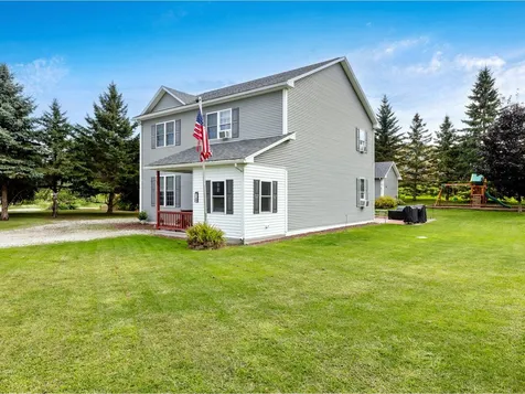 16 Cook Road Highgate VT 05459