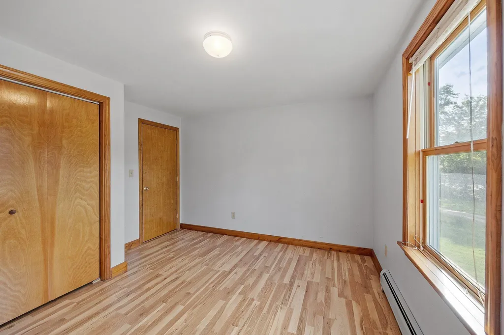 12 Maple Lane New Hampton NH 03256
