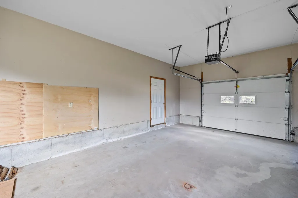 12 Maple Lane New Hampton NH 03256