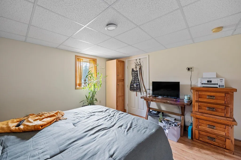 12 Maple Lane New Hampton NH 03256