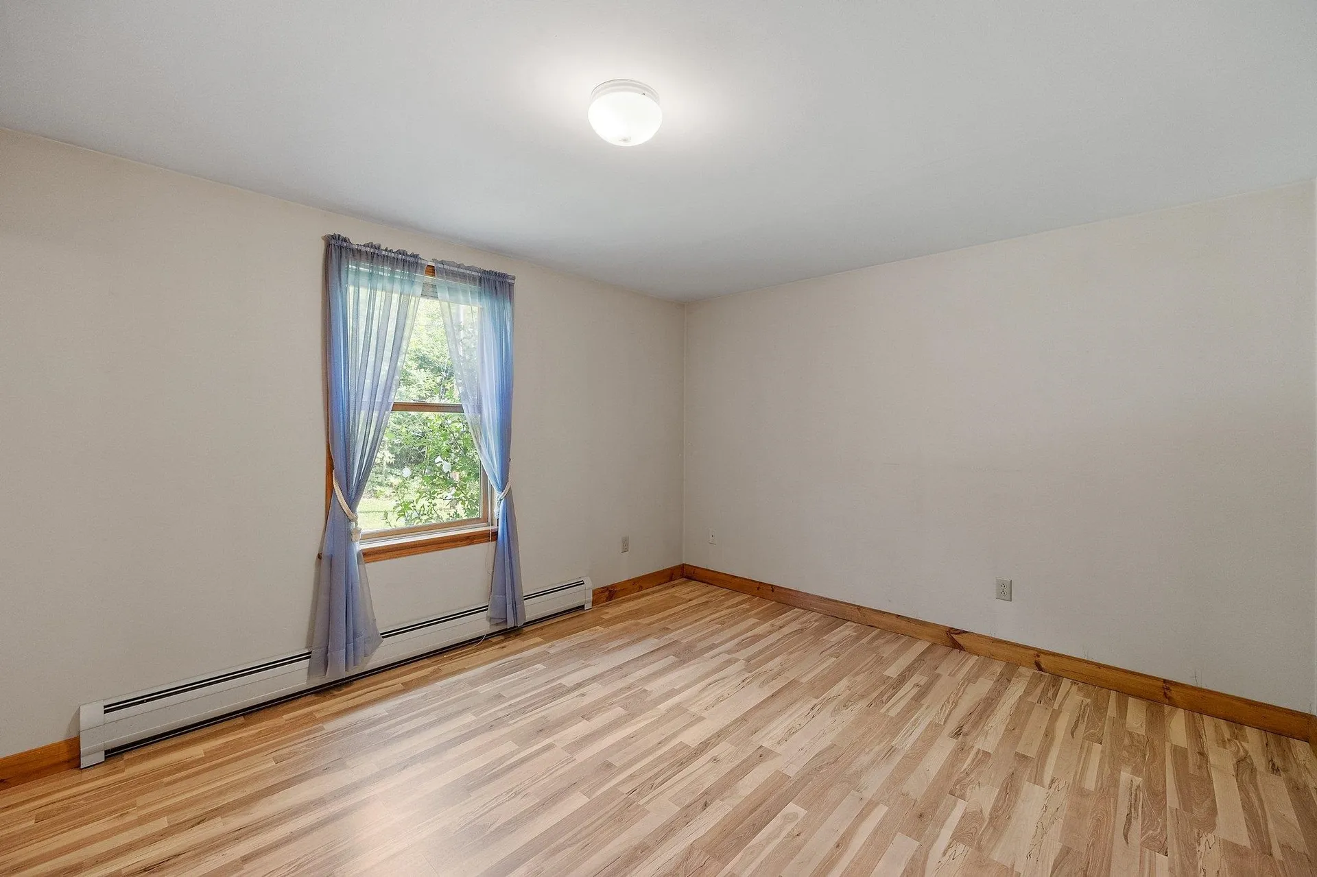 12 Maple Lane New Hampton NH 03256