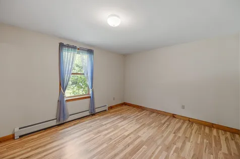 12 Maple Lane New Hampton NH 03256