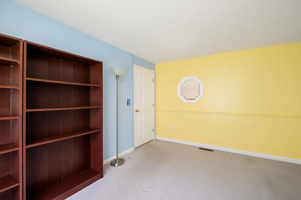 20 Duff Thompson Lane Lee NH 03861