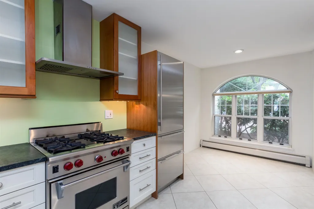 102 Northshore Drive Burlington VT 05408