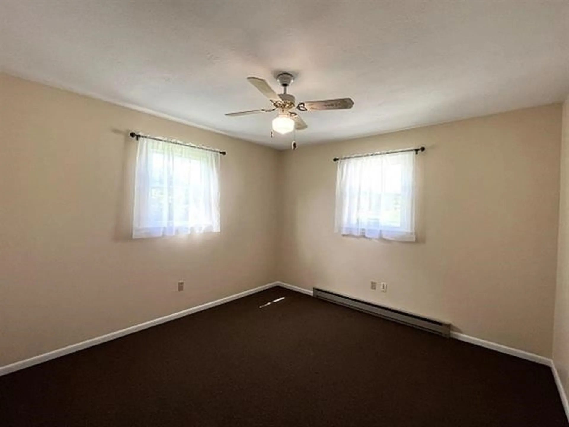 13 James Avenue Burlington VT 05408